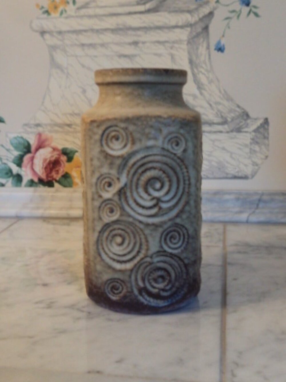 West German Scheurich Jura 282-76 Fat Lava White Glaze MCM Fossil/Snail